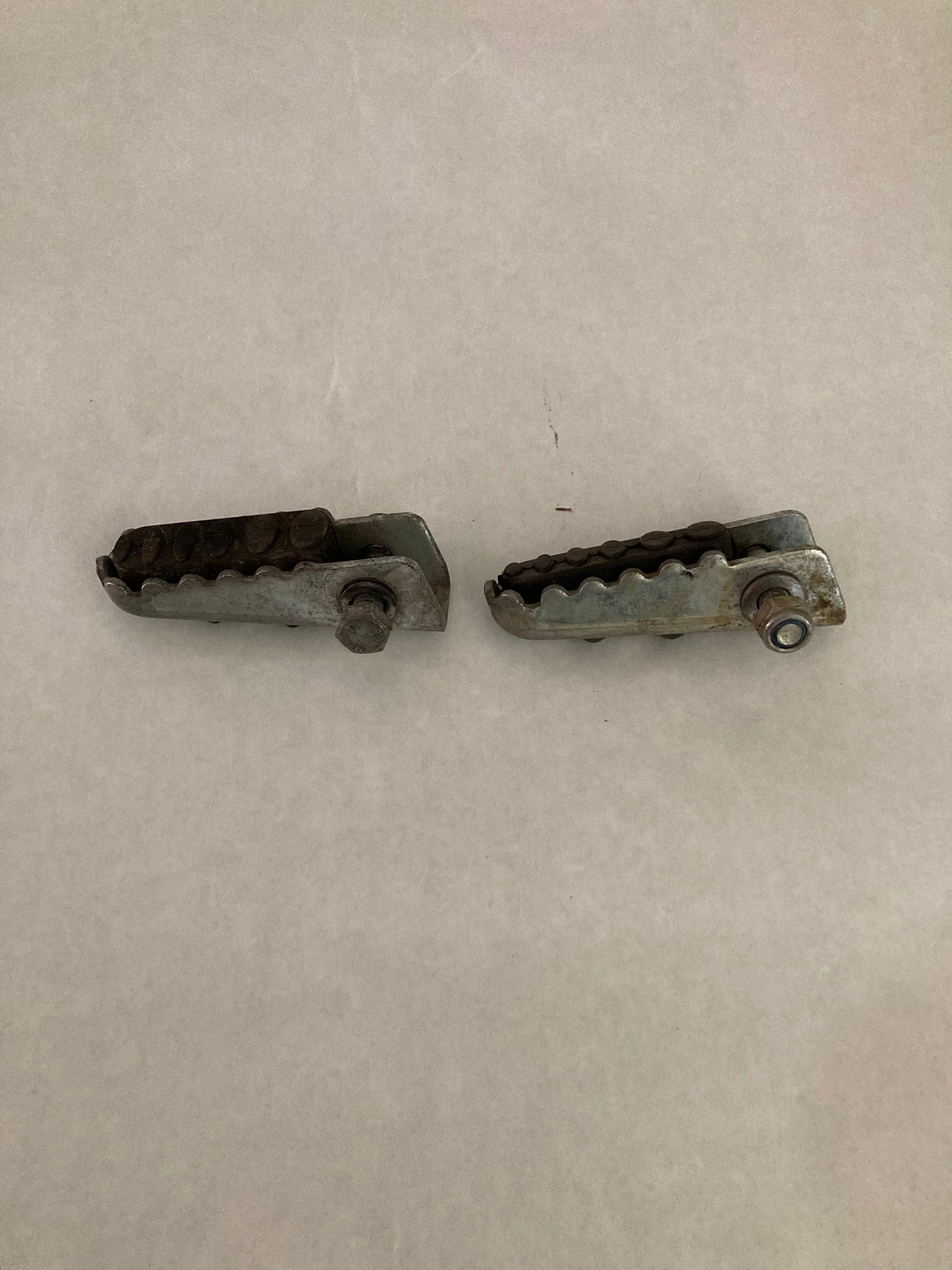 Fußrasten hinten mit Gummi Piaggio